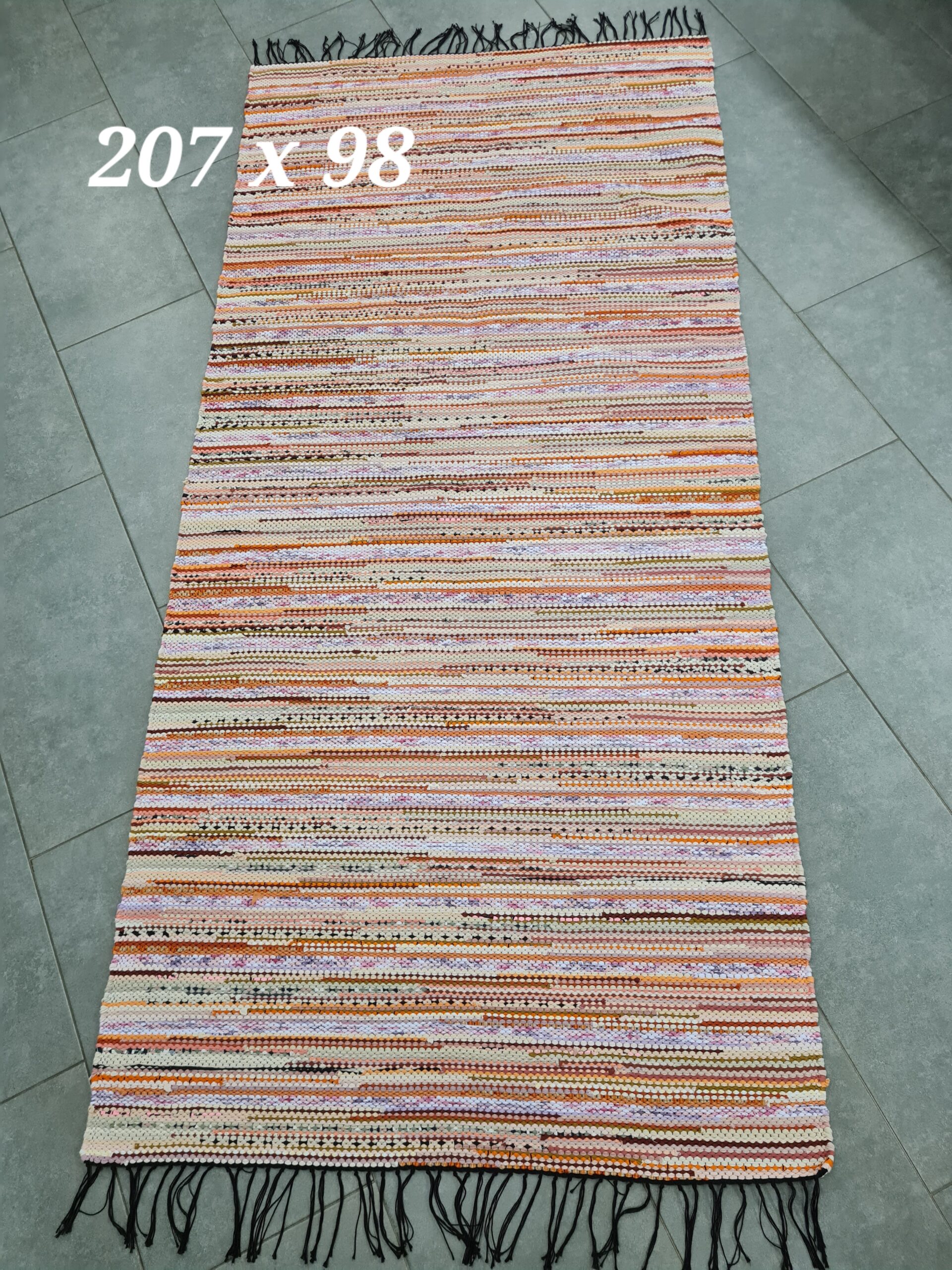 Kaltsuvaip (beež-kirju, 207 x 98 cm)