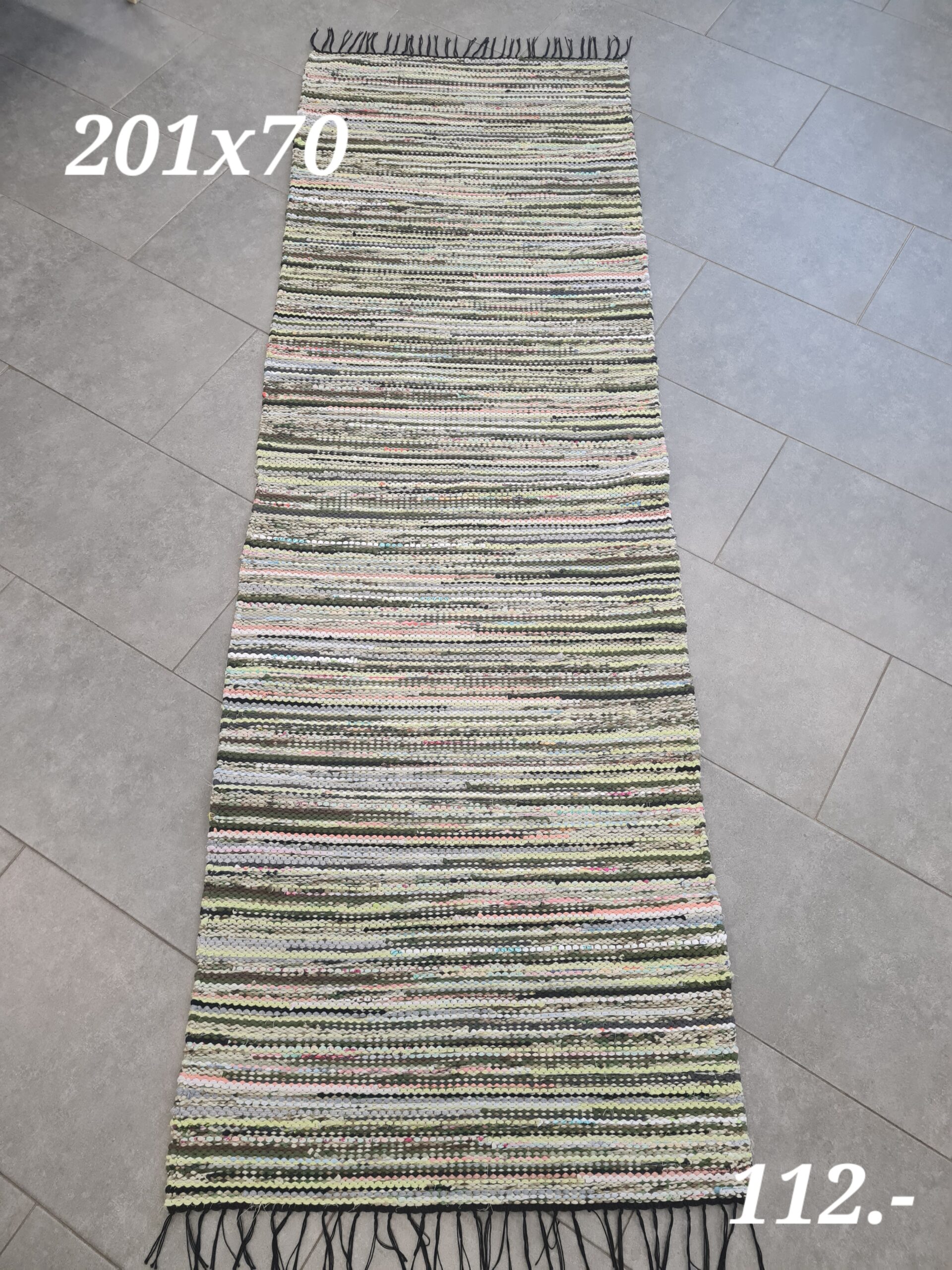 Kaltsuvaip (roheline-kirju, 201 x 70 cm)