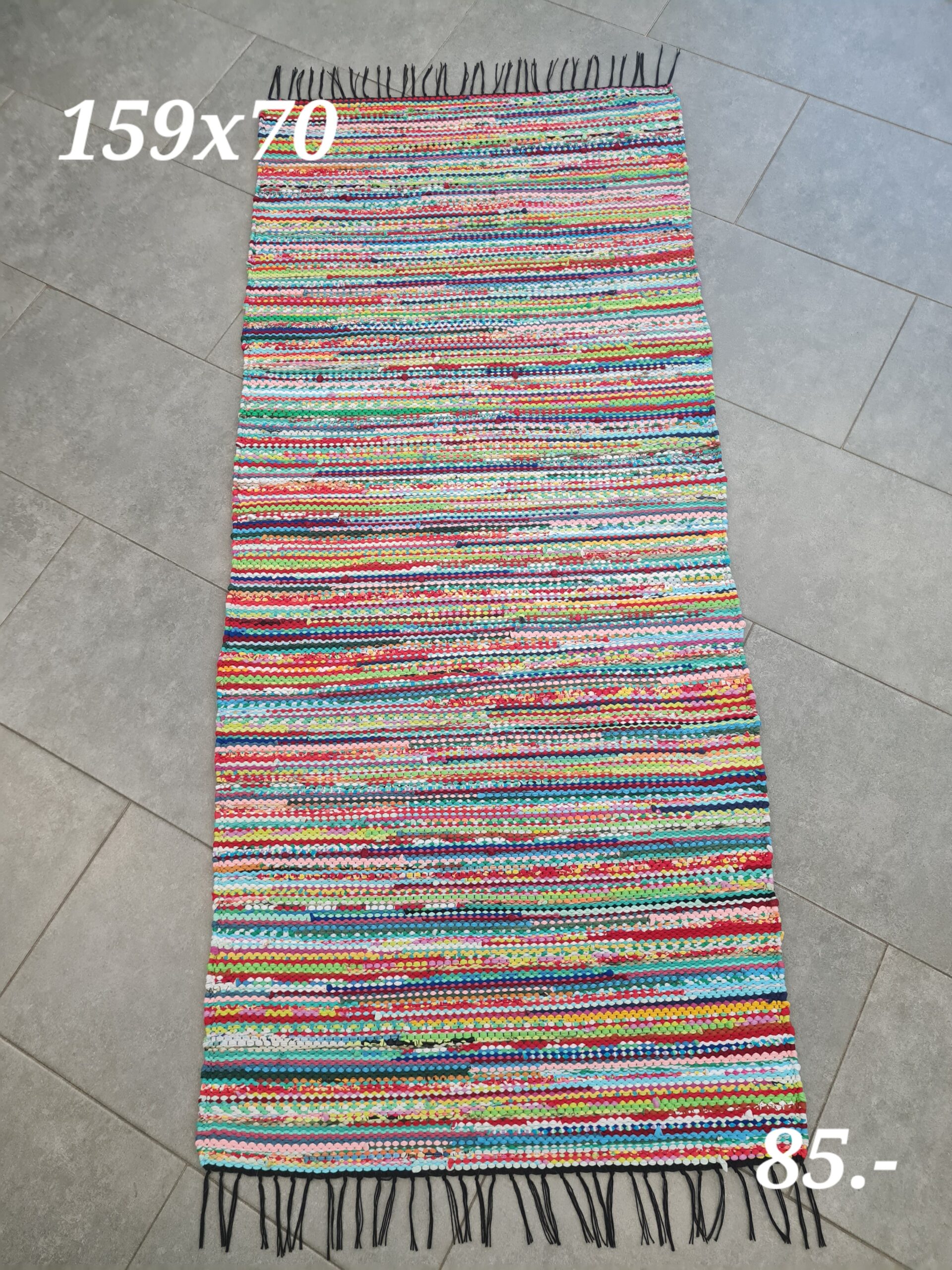 Kaltsuvaip (eriti kirju, 159 x 70 cm)