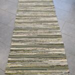 Kaltsuvaip (roheline triip, 326 x 79 cm)