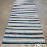 Kaltsuvaip (sinine-valge-helesinine, 327 x 66 cm)