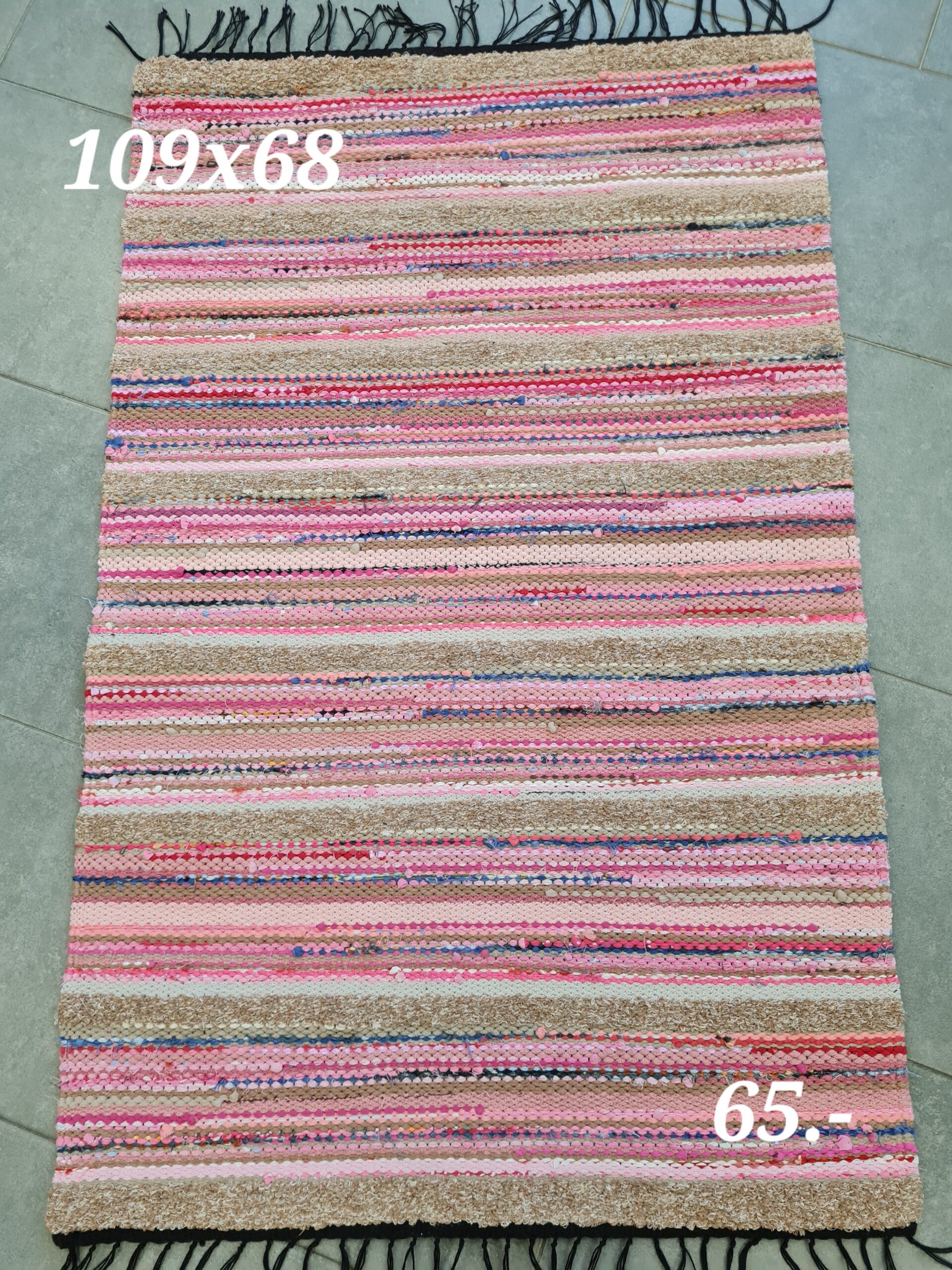 Kaltsuvaip (roosa-beež-pruun, 109 x 68 cm)